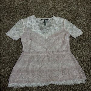 BCBGMAXAZRIA Women's Lace Floral Blouse Light Pink White V-Neck Short Sleeve XS